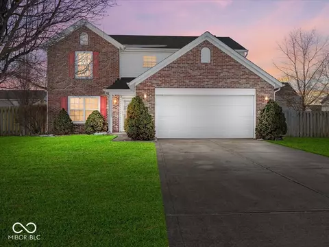 173 Davis Dr, Whiteland, IN 46184