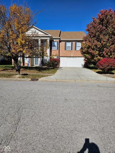 10370 Splendor Way, Indianapolis, IN 46234