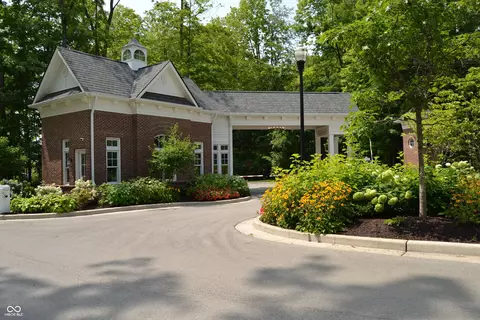 3673 Cherwell Dr, Zionsville, IN 46077