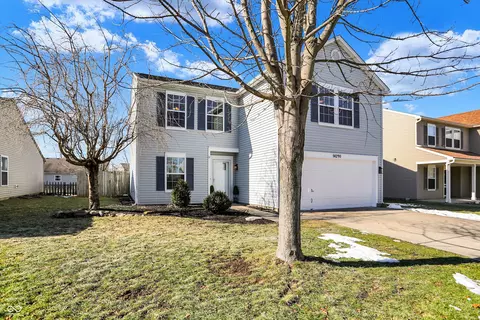 14290 Holly Berry Cir, Fishers, IN 46038