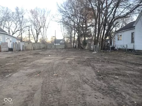 1530 2nd Ave, Terre Haute, IN 47807