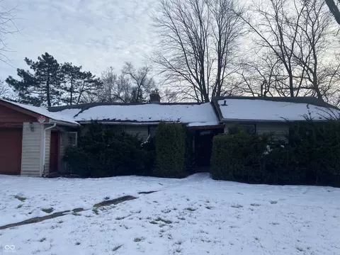 2413 W 22nd St, Anderson, IN 46016