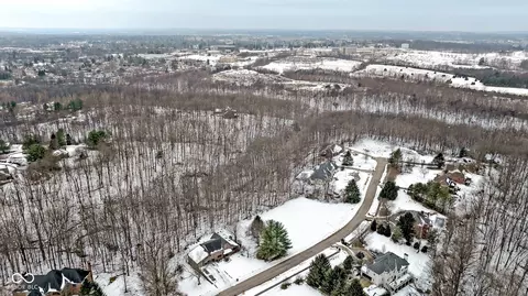 3722 E Devonshire Ct, Bloomington, IN 47408 photo 3