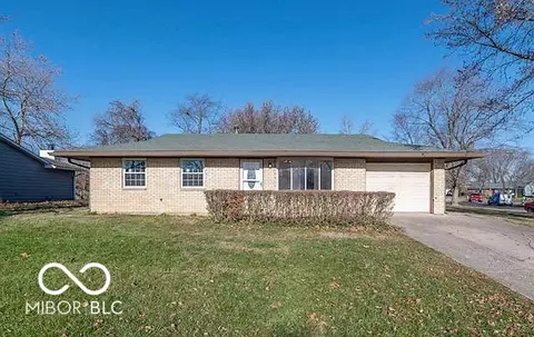 10138 Catalina Dr, Indianapolis, IN 46235