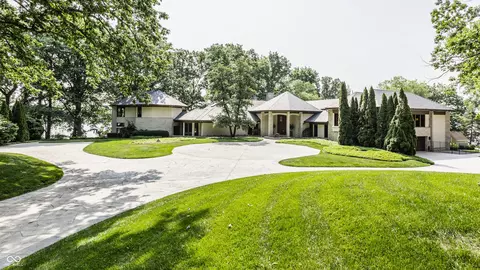 5101 Green Braes E Dr, Indianapolis, IN 46234