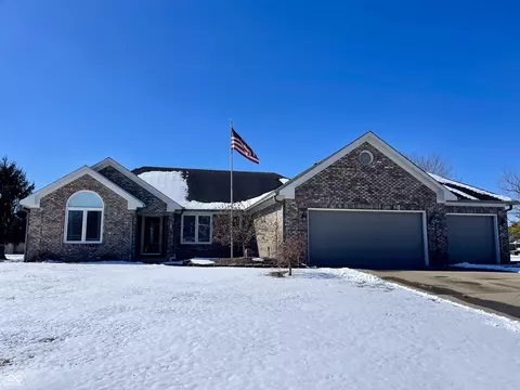 1114 Waterford Dr, Avon, IN 46123