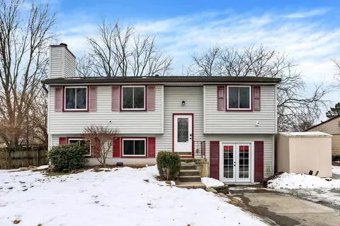 5715 Sage Ct, Indianapolis, IN 46237