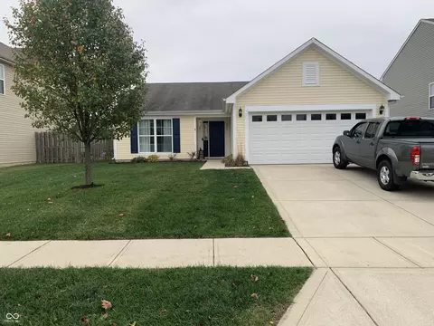 857 Briarstone Dr, Greenwood, IN 46143