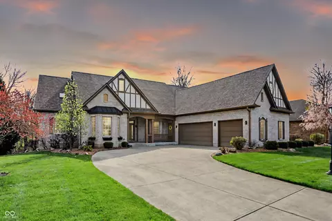 14565 Geist Ridge Dr, Fishers, IN 46040