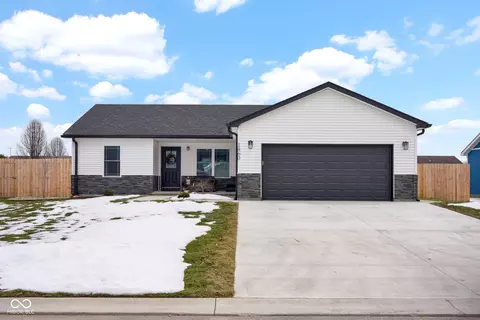 1860 Westbrook Dr, North Vernon, IN 47265