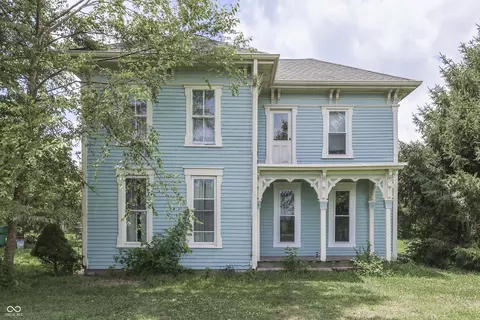 1112 N Five Points Rd, Greenwood, IN 46143
