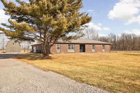 1926 Commerce Way, Pittsboro, IN 46167