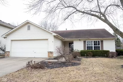 12869 Longleaf Ln, Fishers, IN 46038