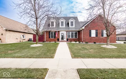 6994 Meredith Dr, Seymour, IN 47274