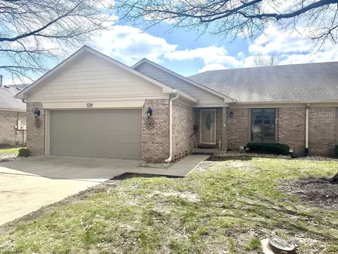 5299 Carnoustie Cir, Avon, IN 46123