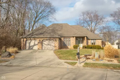 4502 Fairhope Dr, Indianapolis, IN 46237