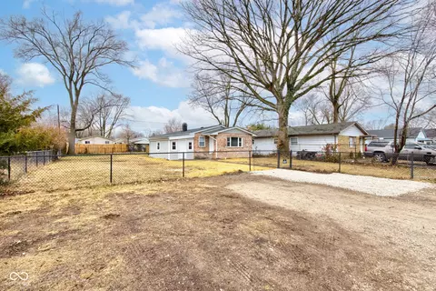 614 Manhattan Ave, Indianapolis, IN 46241