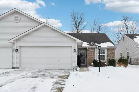 1305 Long Shore Dr, Indianapolis, IN 46217