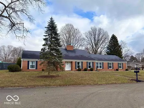 3618 N Royal Oak Dr, Muncie, IN 47304