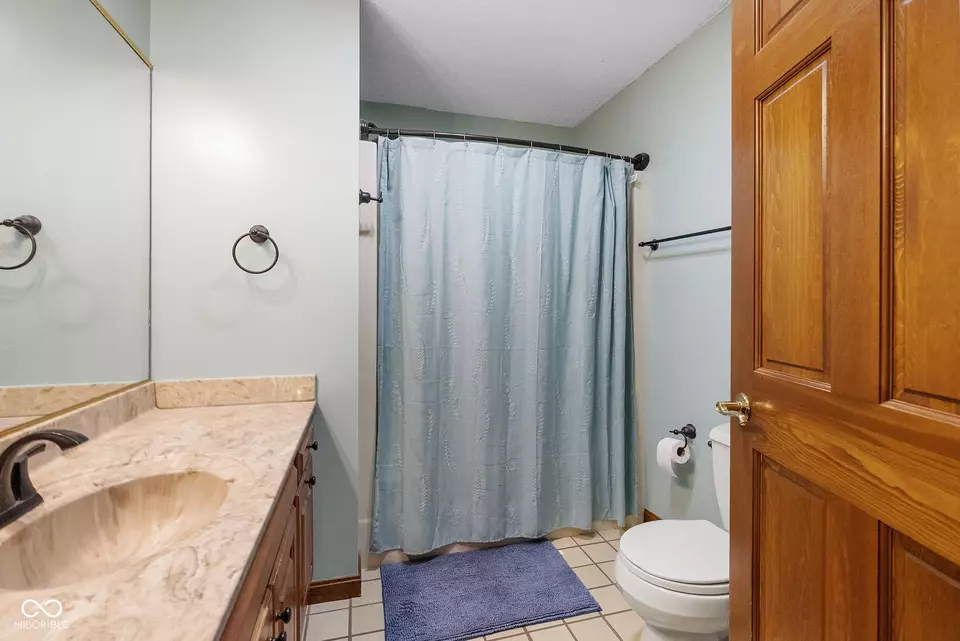 Bath - 5696 S Ernest St, Terre Haute, IN 47802 photo 4 of 4