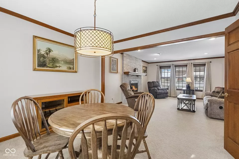 Dining - 5696 S Ernest St, Terre Haute, IN 47802 photo 1 of 1