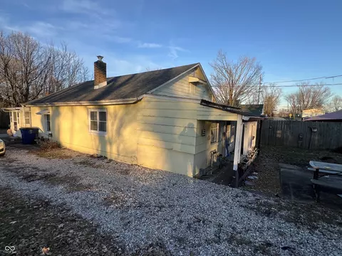 Other - 304 E Vine St, Mitchell, IN 47446 photo 2 of 4