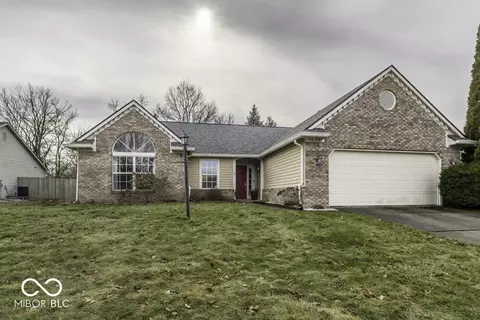 12639 Pine Grove Ct, Indianapolis, IN 46236