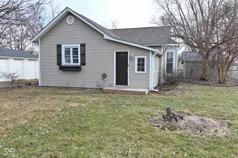 141 S Maple St, Pittsboro, IN 46167