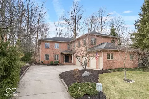 10617 Hunters Cove Dr, Indianapolis, IN 46236