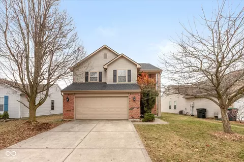 635 Conifer Way, Greenwood, IN 46143