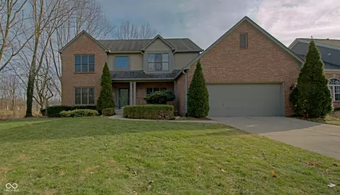 10823 Knightsbridge Ln, Fishers, IN 46037