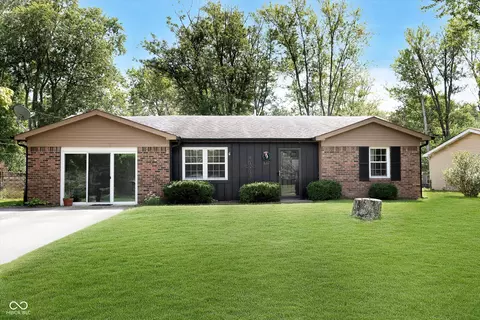 137 Catherine Dr, Westfield, IN 46074