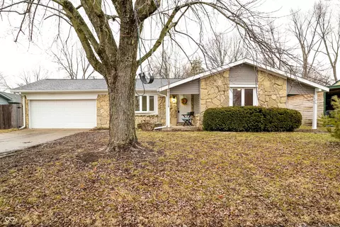 465 Spring Dr, Greenwood, IN 46143