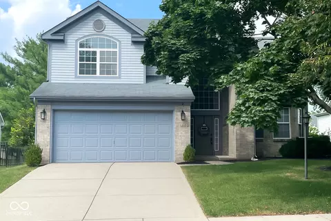 10112 Lauren Pass, Fishers, IN 46037