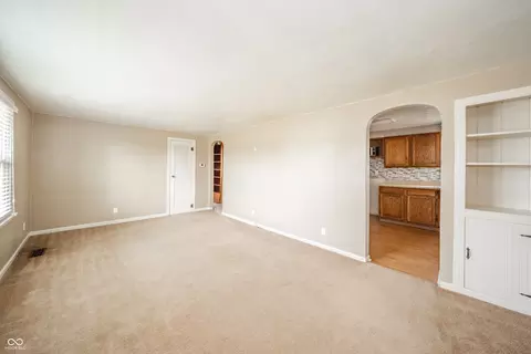 2606 State St, Anderson, IN 46012 photo 9