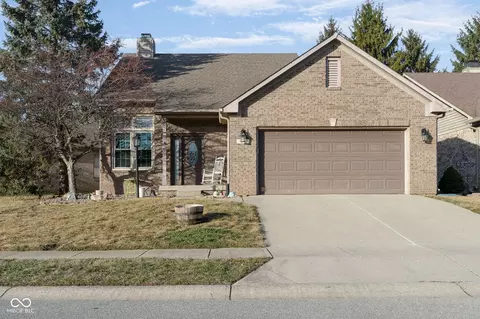 1642 Foxmere Blvd, Greenwood, IN 46142