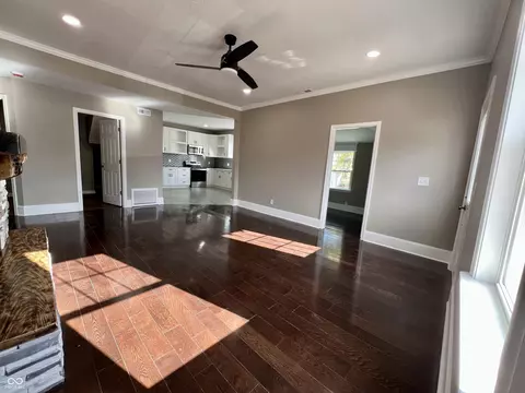 400 W Sherman St, Windfall, IN 46076 photo 6