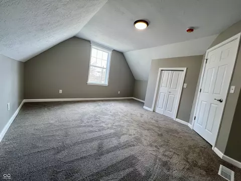 400 W Sherman St, Windfall, IN 46076 photo 15