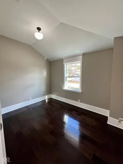 400 W Sherman St, Windfall, IN 46076 photo 10