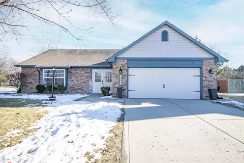 6003 Doverton Dr, Noblesville, IN 46062