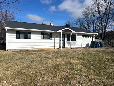 2708 E 26th St, Muncie, IN 47302