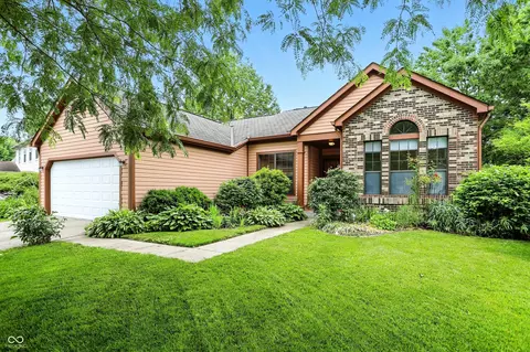 4646 Rocky Knob Ln, Indianapolis, IN 46254