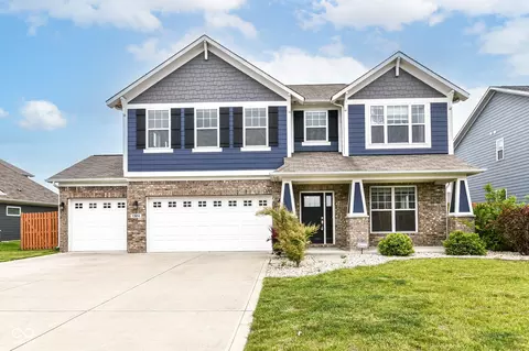 1324 Trailside Dr, Greenwood, IN 46143