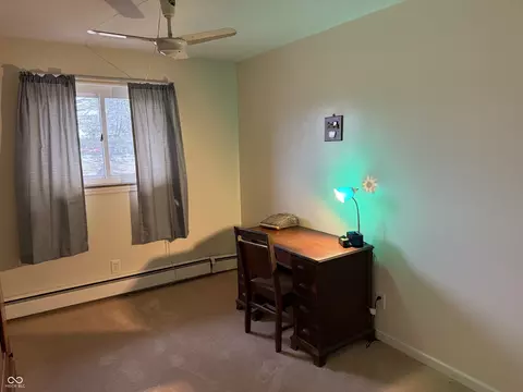 Bedroom - 6713 E State Road 36, Mooreland, IN 47360 photo 3 of 4