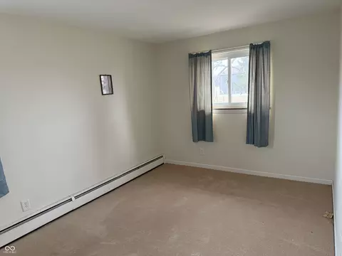Bedroom - 6713 E State Road 36, Mooreland, IN 47360 photo 4 of 4