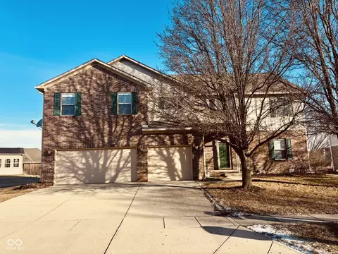 11716 Crab Apple Rd, Indianapolis, IN 46239