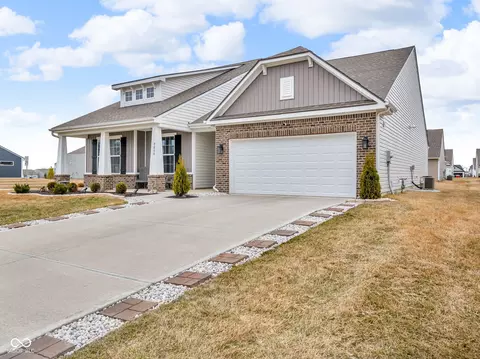 9866 Olympic Blvd, Pendleton, IN 46064