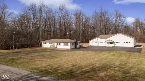 274 Everitt Ln, Scottsburg, IN 47170