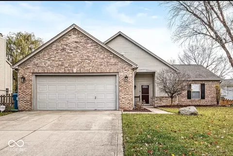 12525 Wolford Dr, Fishers, IN 46038