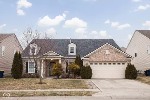6310 Looking Glass Ln, Indianapolis, IN 46235